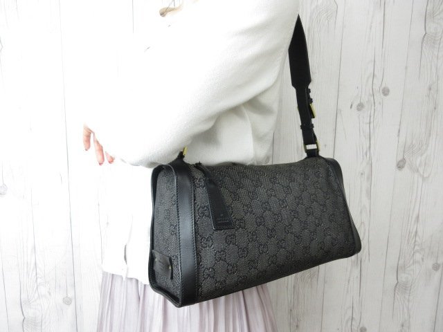 新品/送料無料 GUCCI グッチGG柄型押しレザーセミショルダーバッグ