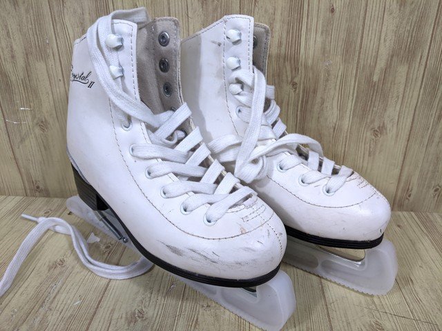 ヤフオク! -フィギュアスケート靴(スポーツ別)の中古品・新品・未使用 
