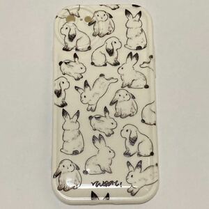 新品　iPhoneSE2.3 7/8ケース ウサギ柄　うさぎ　兎　動物　アニマル　干支　かわいい　癒し　コミック柄　イラスト　白黒ホワイト