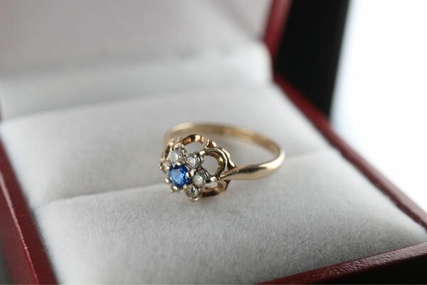 極上 英国 ビンテージ ゴールド リング 指輪 レディース スピネル ブルー 合成 純金率 375 宝石 ジュエリー J70
