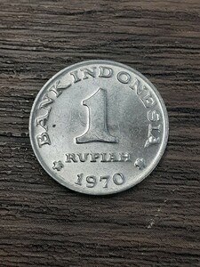 アンティークコイン　インドネシア　1970年 1ルピー硬貨　IN1R0316