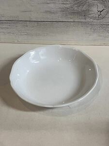ベリー皿 縁波 フルーツ皿 小皿 白 ホワイト 白い食器