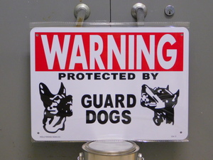 サインプレート CA-17《番犬に注意　WARNING 警告》 アメリカ　看板　ガレージ　サインボード