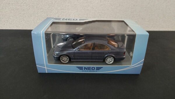 NEO　BMW　5シリーズ　E39 ブルーグレー　1/43
