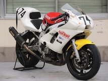 100【評価A】 YZF-R6 RJ04N 実動 純正 フロント フェンダー_画像8