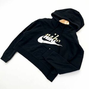 ナイキ ☆ NIKE ショート丈◎ デザイン スウェット パーカー ブラック × ゴールド レディース S ダンス ランニング トレーニング■S1338