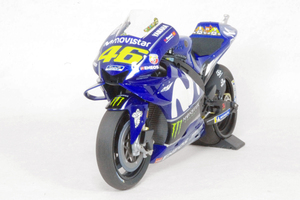 ● 1/12 ヤマハ 〓 YZR-M1/ V.ロッシ 2018 MotoGP 〓 YAMAHA