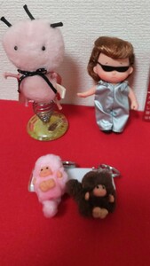  moreover, price cut.S80 period, Showa Retro,choi bad, Lee zento, sunglasses, doll, baby monchichi, paste pi- swing that time thing 