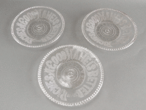 【茶】大正～昭和初期 格言入 プレス皿 レース皿 ガラス皿 直径14㎝ 3枚セット