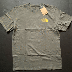 新品USAノースフェイス バックプリントTシャツ テントイラスト オリーブグリーン(XL) アメリカ直営店購入の画像2