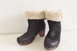 W*アグ UGG 裏ボア　LYNNEA　リネア　ショートブーツ 24.0 ブラック ok4216182695