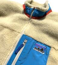 美品【アラスカブルー】Patagonia パタゴニア レトロX フリースジャケット キッズ XL (レディースM～L相当) ナチュラル×ブルー 即完売_画像2