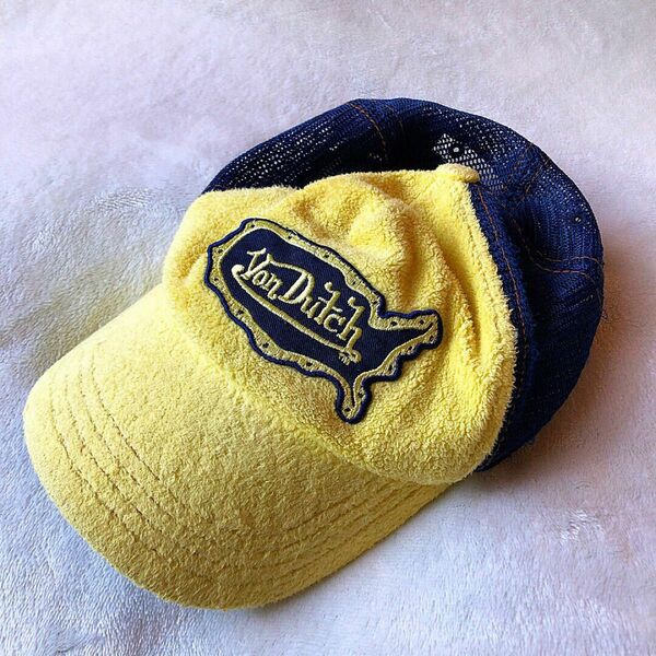 Von Dutch/ボンダッチ　黄色　イエロー　メッシュキャップ　帽子　vintage　古着　男女兼用　フリーサイズ