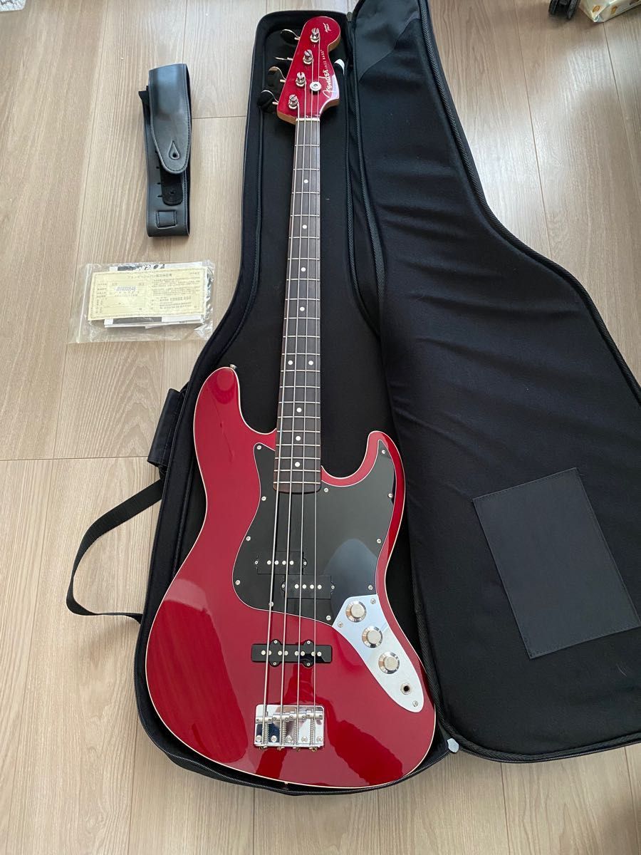 最高の 【4849】 GOLDEN 美品 B.C.Rich VALVE BASS ベース用
