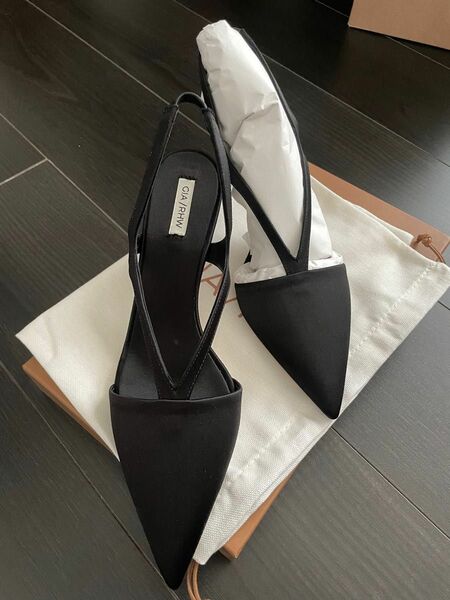 【GIA / RHW】Suede Heel Pumps