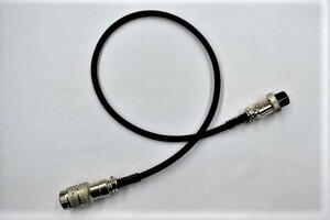  Kenwood. Mike connector .4 pin from same company 8 pin. transceiver . possible to use sama . make conversion cord length . approximately 50cm original work goods ①