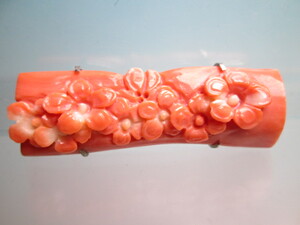 ☆アンティーク・本珊瑚 桜の花彫刻の帯留め 11,65g
