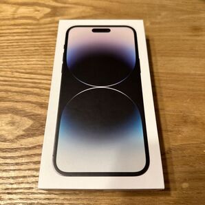 iPhone14Pro max新品ケース/充電コード付き Apple