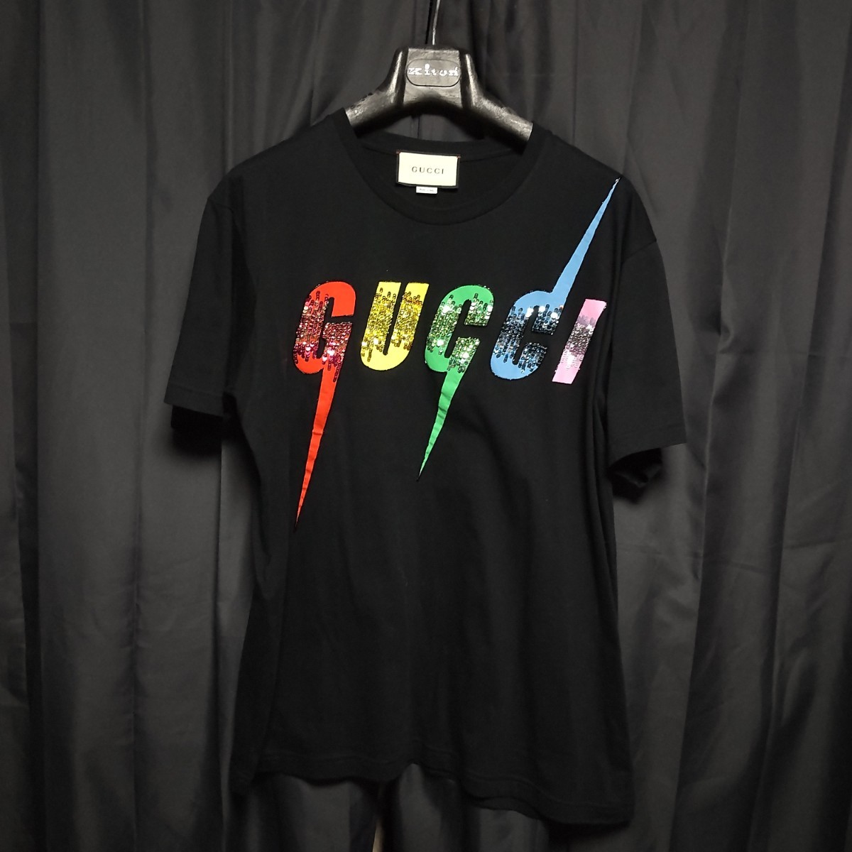 19990円中古 激安通販 【予約中！】 希少 GUCCI ロゴ スパンコール t