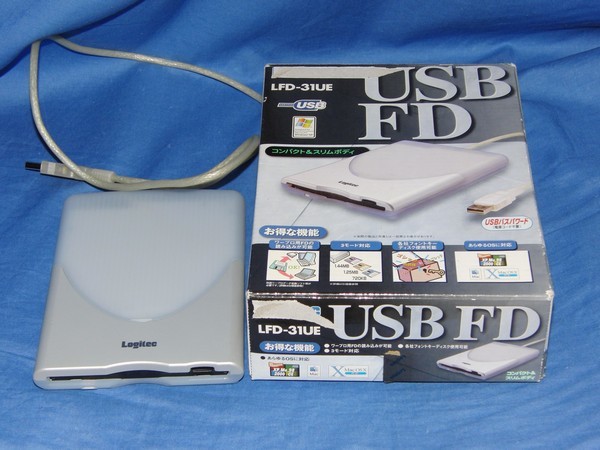 年末のプロモーション大特価！ Logitec USB外付型FDユニット LFD-31UE