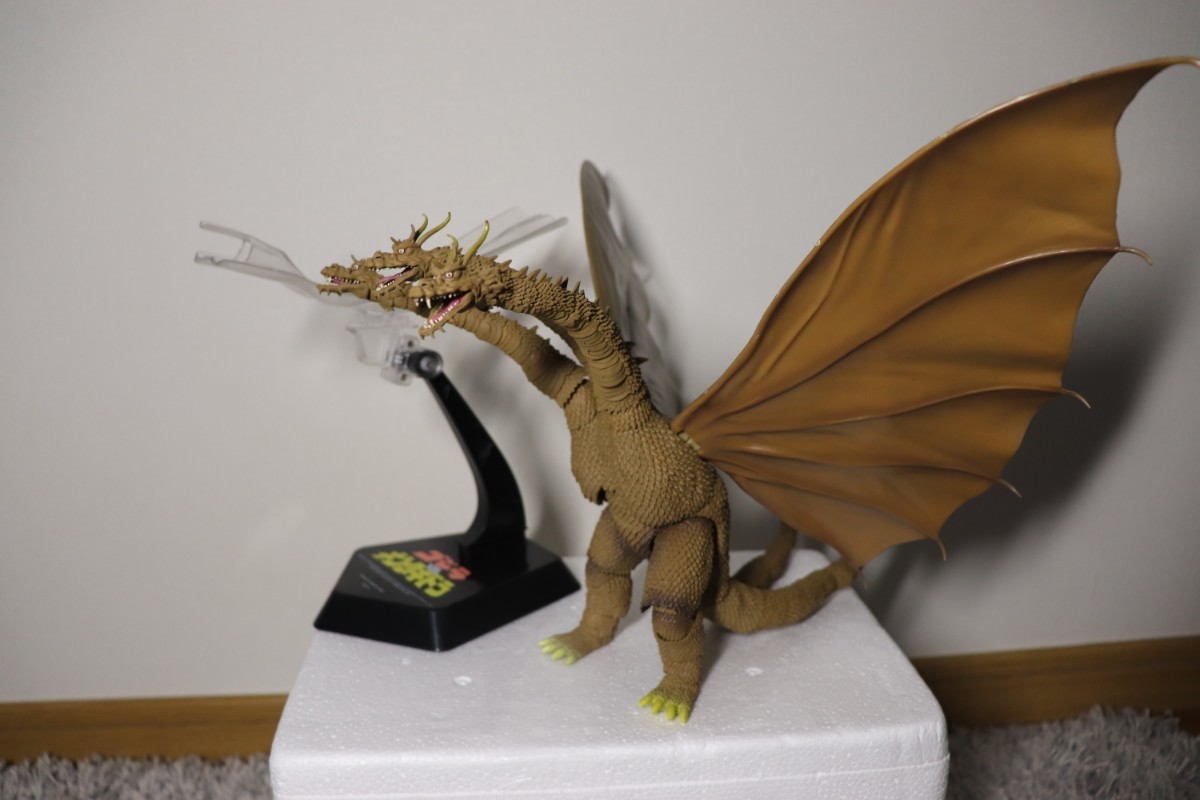 ヤフオク! -「(昭和 レトロ)」(キングギドラ) (ゴジラ、怪獣)の落札