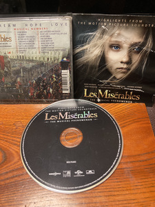 【Les mise'rables サウンド・トラック】CD レ・ミゼラブル　2012年　映画　中古【23/03 TY-7D】