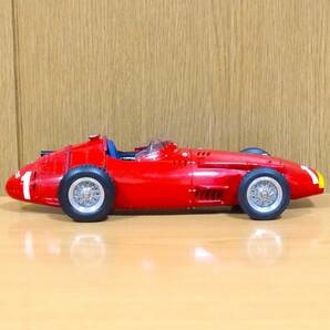 1/18 MASERATI 250F Juan Manuel Fangio 1957 GP World Champion CMC M-064の画像3