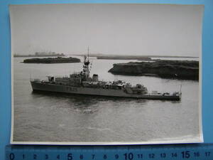 (A41)193 写真 古写真 船舶 軍艦 F625 海外