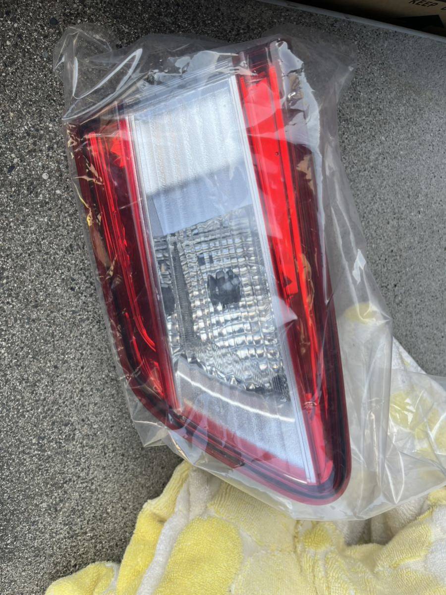 人気新品 スペーシア 左テールランプ 未使用品 motorenag.de