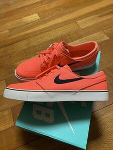 新品未使用！未試着！NIKE ZOOM STEFAN JANOSKI CNVS US9.5 27.5cm 蛍光ピンク　ナイキ　ステファン　ジャノスキー　ナイキSB