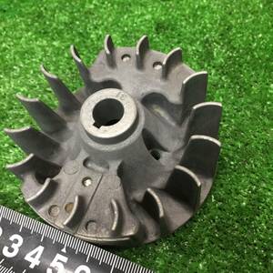 Mitsubishi Fly Wheel UK-08954 Катушка зажигания TBE27SD CS27M Mitsubishi