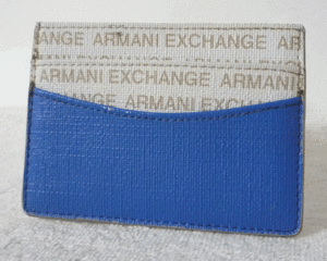 アルマーニエクスチェンジ　ARMANI EXCHANGE　PVC　英字ロゴ柄　ホワイト　ベージュ系　ブルー　定期入れ　名刺入れ　パスケース