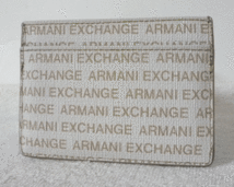 アルマーニエクスチェンジ　ARMANI EXCHANGE　PVC　英字ロゴ柄　ホワイト　ベージュ系　ブルー　定期入れ　名刺入れ　パスケース_画像2
