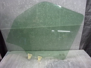 【2668】2007年式　エブリィ　DA64W　左フロントドアガラス　左ガラス　ドアガラス　84502-68Ｈ10 セントラルＭ2E2 UV