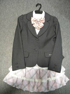 * prompt decision * Mezzo Piano * formal suit *M size (150.)