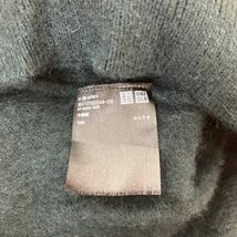 UNIQLO ユニクロ レディース Vネック 長袖 ニット カシミア カシミヤ グリーン 緑色 深緑 Mサイズ オフィス カジュアル セーター トップス_画像4