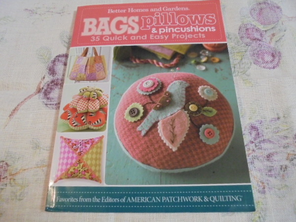 洋書バッグ クッション 枕 ピンクッション Bags Pillows and Pincushions 35プロジェクト ベターホーム