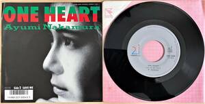 0527) Showa era peace mono Nakamura Ayumi * 7 -inch single ONE HEART/SAVE ME