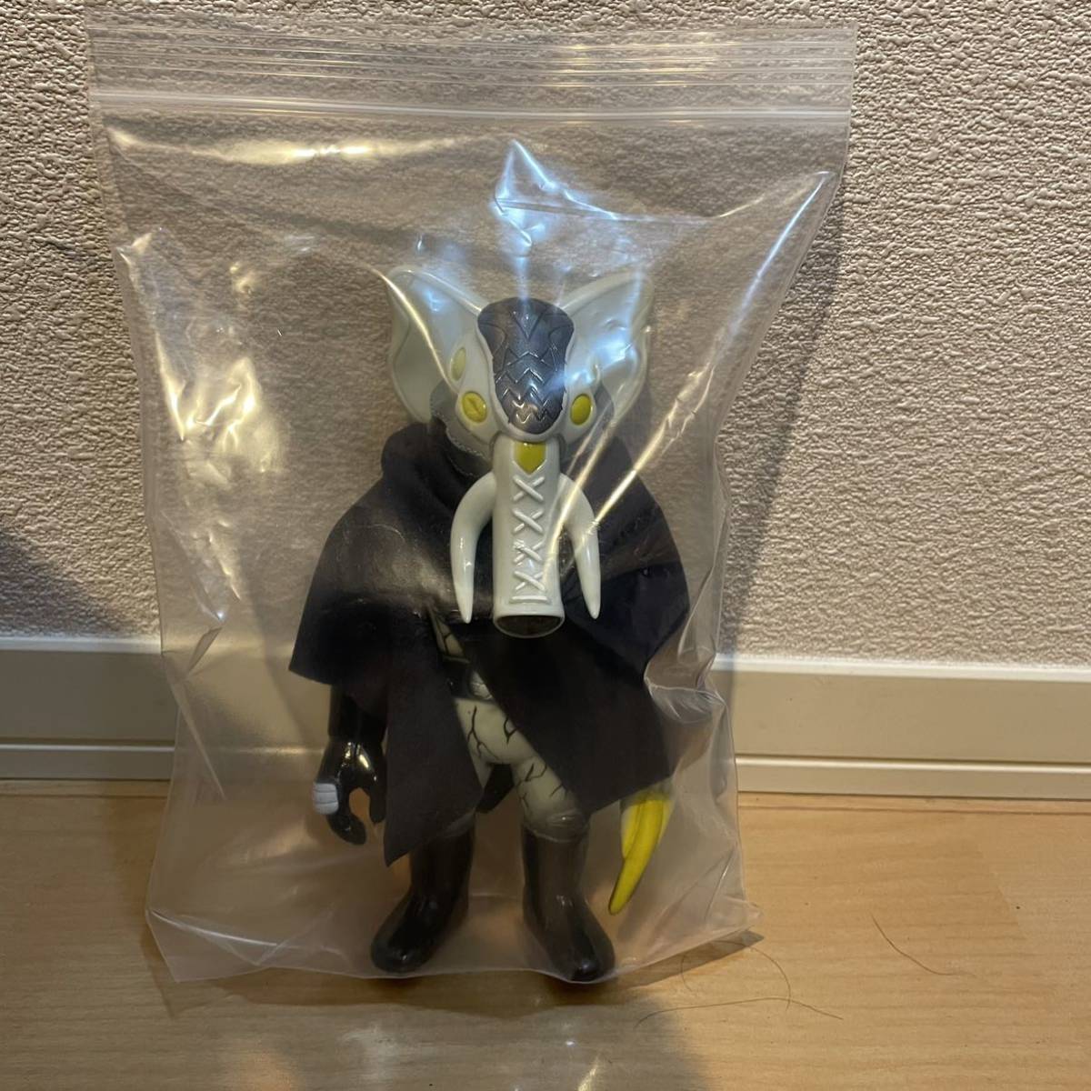 ヤフオク! -「(マント)」(創作、オリジナル) (フィギュア)の落札相場