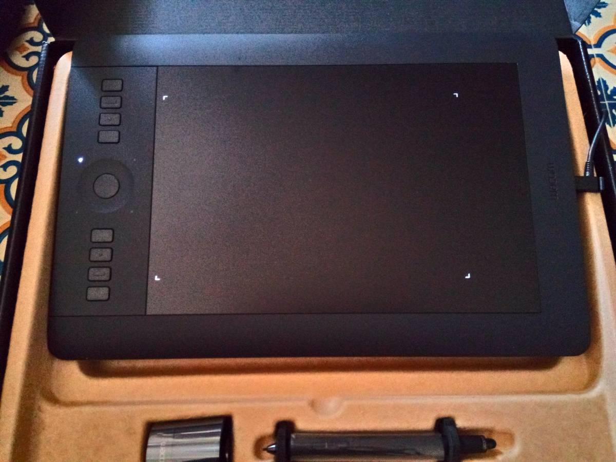 ヤフオク! - タブレット(入力装置 周辺機器)の中古品・新品・未使用品一覧