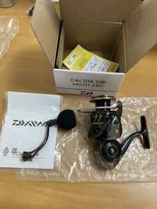 新品 22 カルディアSW ダイワ(DAIWA) 【4000D-CXH】 フィッシング 海釣り 釣り具 スピニング キャスティング ショアジギング ジギング