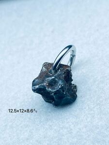 si horn tea Lynn Russia production meteorite meteor light natural meteorite Power Stone si ho tea Lynn si ho te have ni pendant iron meteorite 12.5.