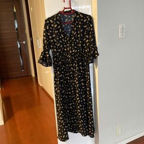 花柄ロングワンピース