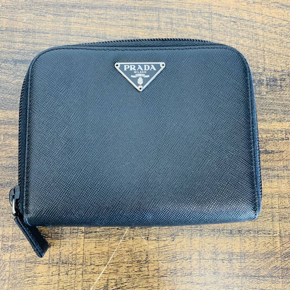 未使用保管品 箱 カード付 プラダ 三角ロゴ サフィアーノ 二つ折り財布