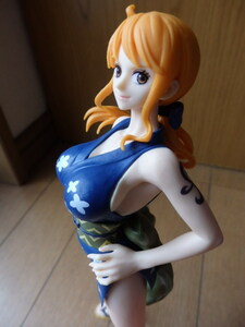 格安貴重レア・ナミ（濃紺）エロい巨乳・ワンピース GLITTER＆GLAMOURS NAMI WANOKUNI STYLE グリッターグラマラス ワノ国・中古現状品