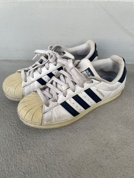 SUPERSTAR adidas スーパースター スニーカー