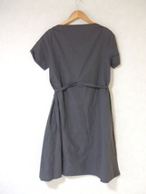 YAECA WRAP DRESS S/S 98706 サイズM ワンピース チャコールグレー レディース ヤエカ 2-0717S 198653_画像2