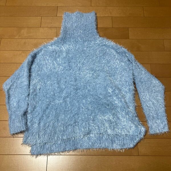 タートルネックセーター　水色　Mサイズ　レディース