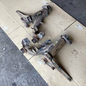  Mazda Carol 360. rear axle springs used.