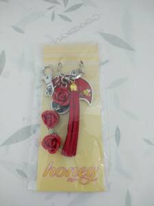 120円～●新品　映画 honey ハニー　真っ赤なお守りキーホルダー